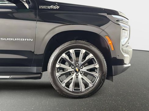 Used 2026 Chevrolet Suburban High Country w/ Sun And Tow Package AWD/4WD image 22