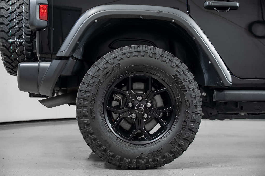 Used 2024 Jeep Wrangler Unlimited Sport AWD/4WD image 7