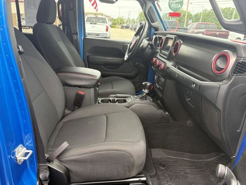 Used 2022 Jeep Gladiator Sport AWD/4WD image 17