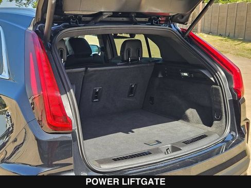Used 2025 Cadillac XT4 Premium Luxury FWD image 33