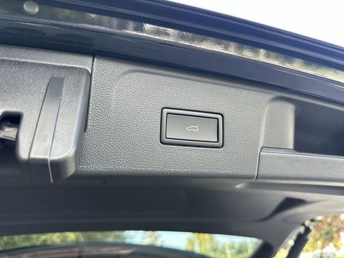 New 2026 Volkswagen Atlas SEL Premium R-Line image 25