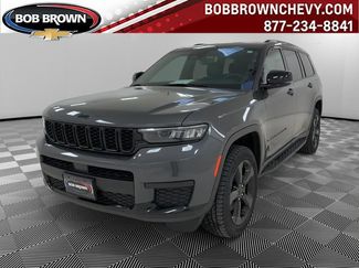 Used 2023 Jeep Grand Cherokee L Laredo AWD/4WD video 1
