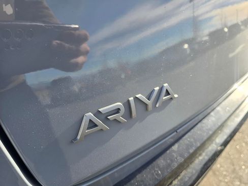 Used 2024 Nissan Ariya AWD image 9