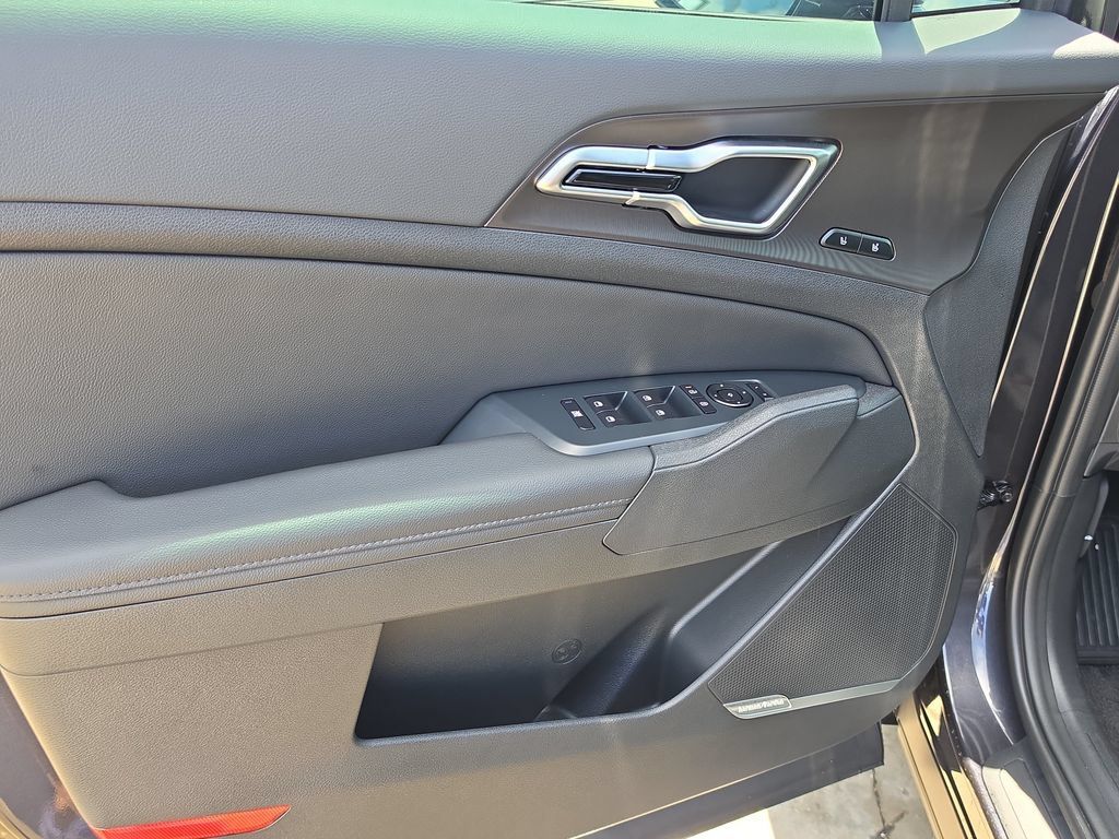 New 2027 Kia Sportage SX FWD image 18