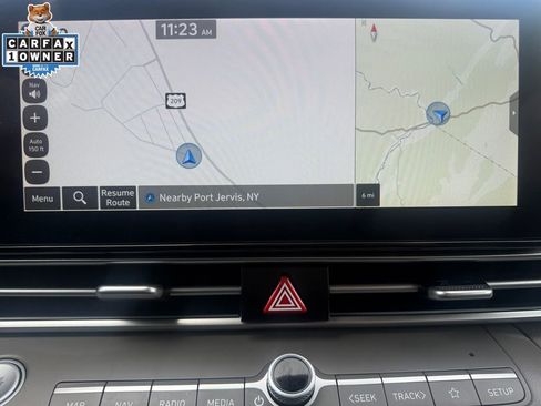 Used 2025 Hyundai Elantra SEL FWD image 11