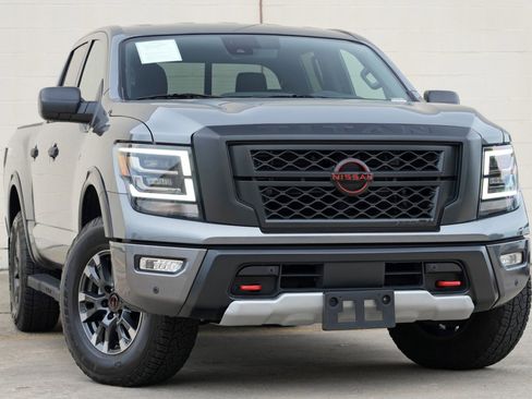 Used 2024 Nissan Titan PRO-4X w/ Pro-4x Utility Package AWD/4WD image 4