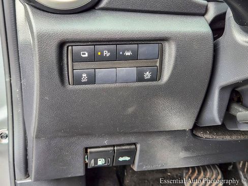 Used 2024 Nissan Versa S w/ S Plus Package FWD image 15