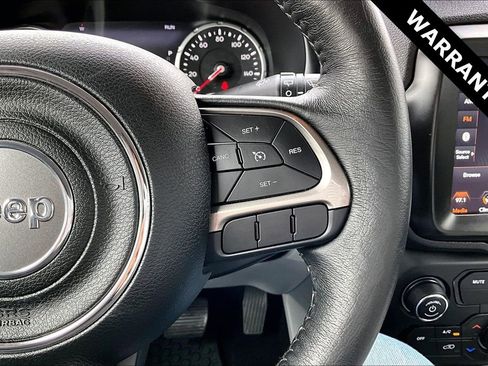 Used 2022 Jeep Renegade Latitude w/ Convenience Group image 12