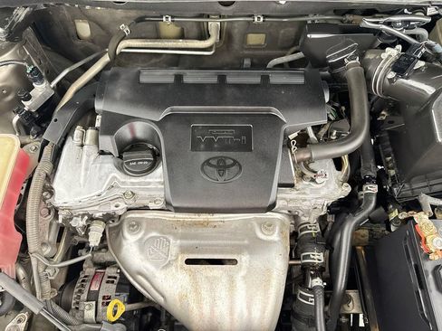 Used 2014 Toyota RAV4 Limited w/ Technology Package FWD image 31