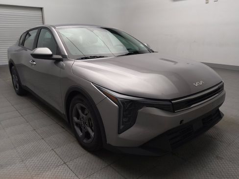Used 2025 Kia K4 FWD image 13
