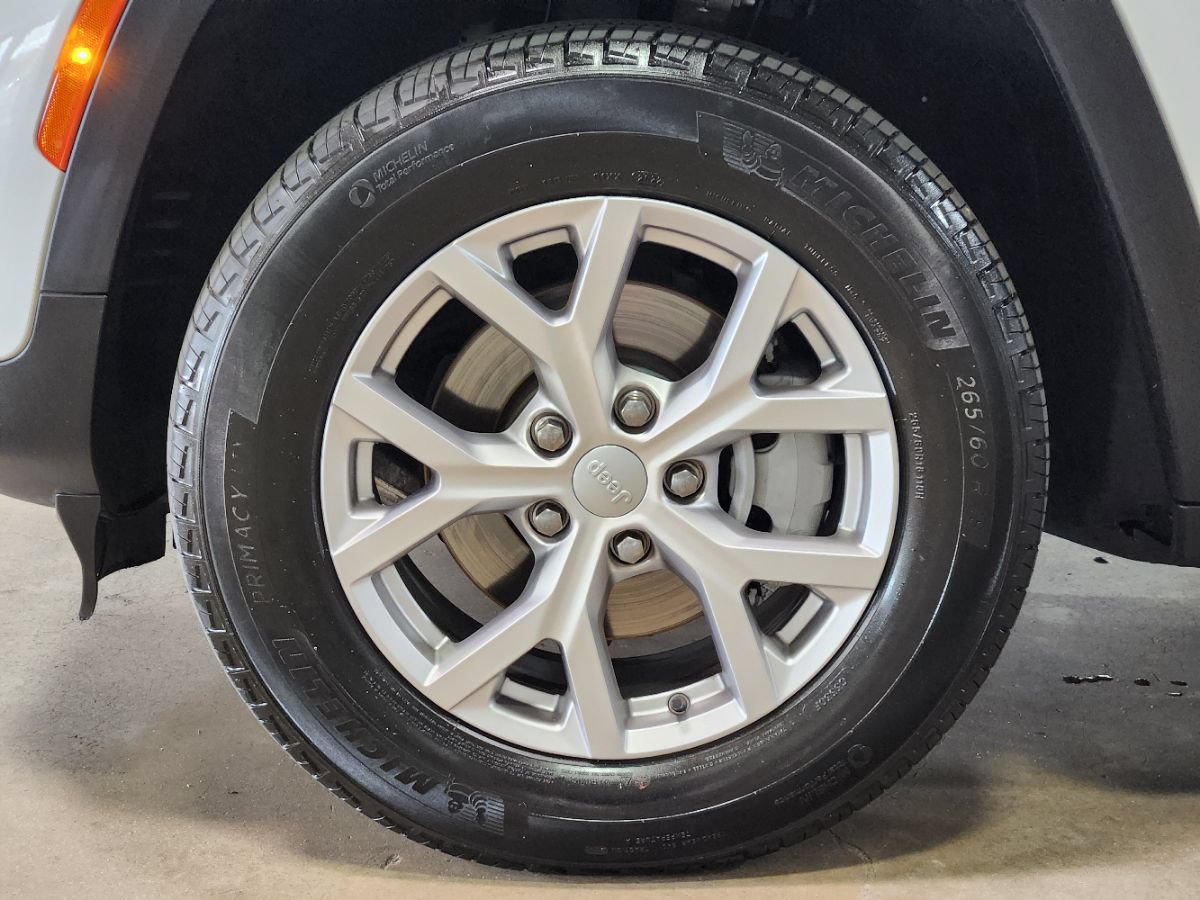 Used 2022 Jeep Grand Cherokee Limited RWD image 28
