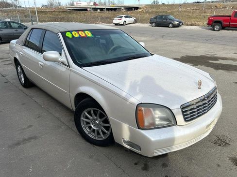 Used 2000 Cadillac De Ville w/ Comfort/Convenience Pkg image 2