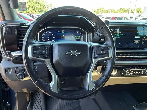 Used 2022 Chevrolet Silverado 1500 RST w/ Z71 Off-Road Package AWD/4WD image 24