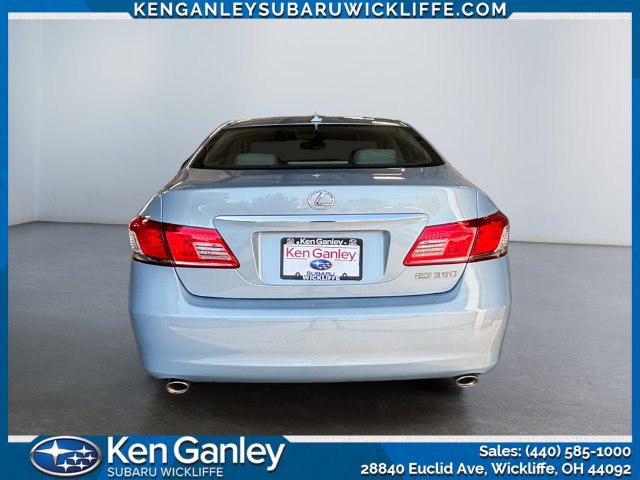 Used 2011 Lexus ES 350 w/ Preferred Accessory Package FWD image 4