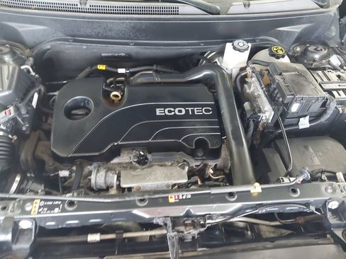 Used 2020 Chevrolet Equinox LT FWD image 11