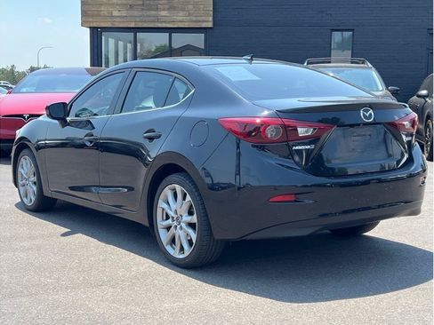 Used 2014 MAZDA MAZDA3 s Grand Touring w/ Technology Package FWD image 2