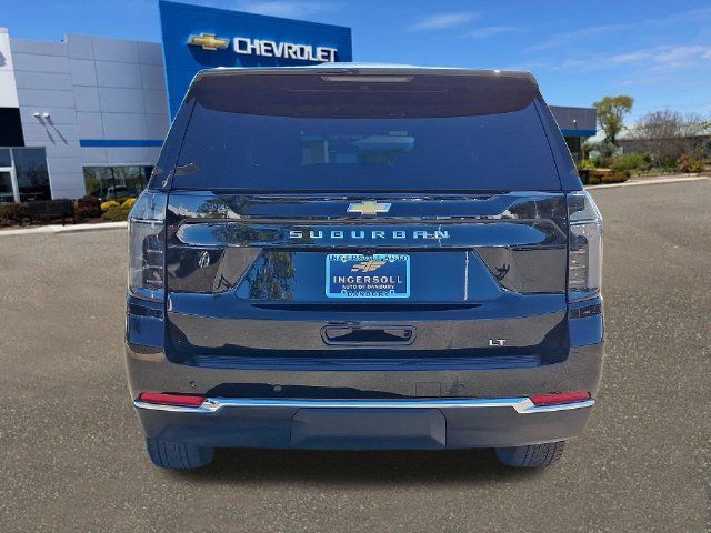 Used 2025 Chevrolet Suburban LT w/ Comfort Package AWD/4WD image 25