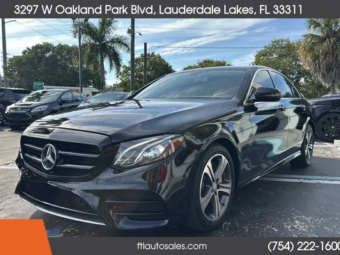 Used 2017 Mercedes-Benz E 300 4MATIC w/ Premium 1 Package image 19