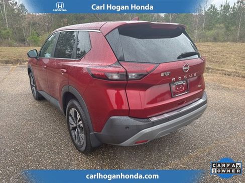 Used 2023 Nissan Rogue SV image 4