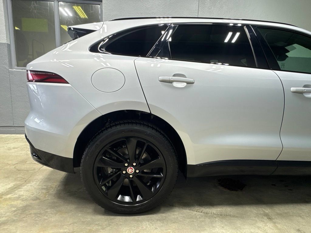 Used 2023 Jaguar F-PACE S AWD/4WD image 5