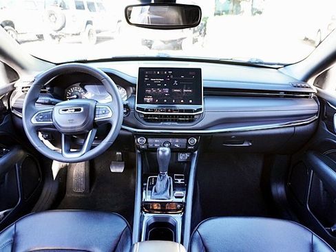 Used 2022 Jeep Compass Altitude image 18