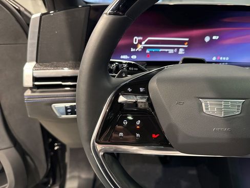 Used 2026 Cadillac Escalade IQ Sport 1 w/ LPO, ONYX Package image 42