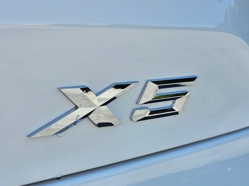 Used 2026 BMW X5 sDrive40i w/ M Sport Package RWD image 12
