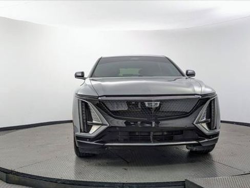 Used 2024 Cadillac Lyriq Tech w/ LPO, Floor Liner Package AWD/4WD image 12