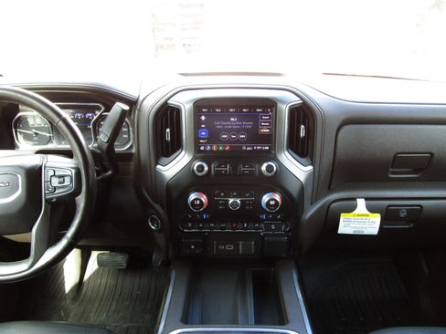 Used 2020 GMC Sierra 2500 Denali w/ Denali Ultimate Package image 8