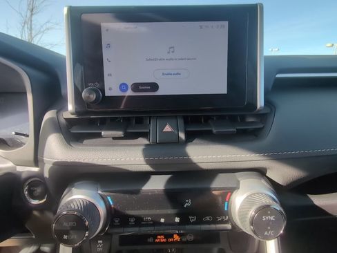 Used 2024 Toyota RAV4 XLE image 24