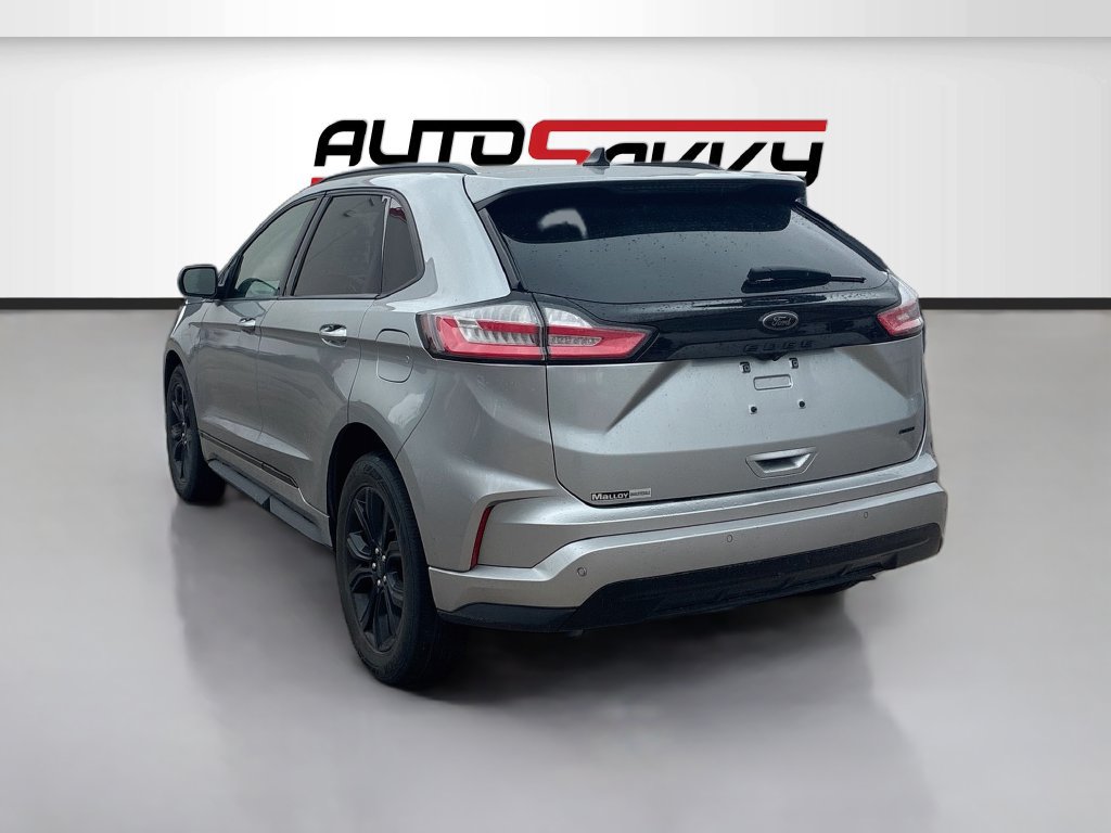 Used 2024 Ford Edge SE w/ Black Appearance Package AWD/4WD image 5