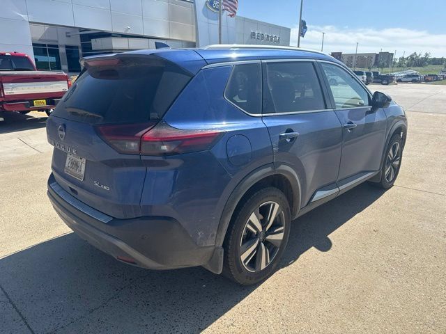 Used 2023 Nissan Rogue SL w/ SL Premium Package AWD/4WD image 3