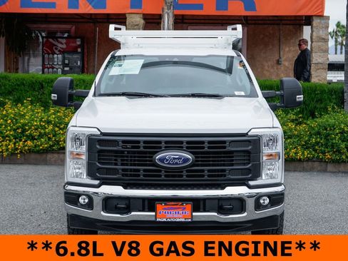 Used 2024 Ford F250 XL w/ XL Chrome Package RWD image 3