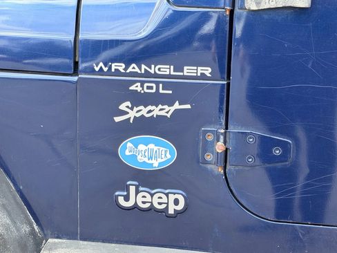 Used 2001 Jeep Wrangler Sport image 3