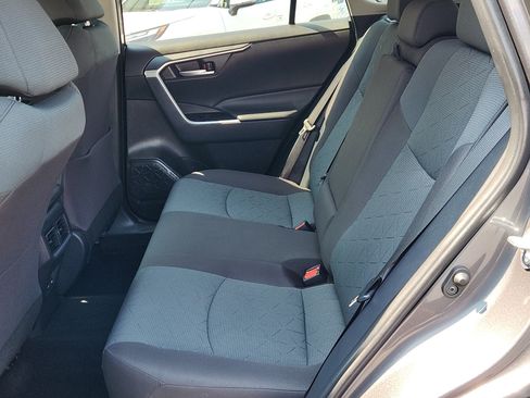 Certified 2025 Toyota RAV4 XLE AWD/4WD image 24