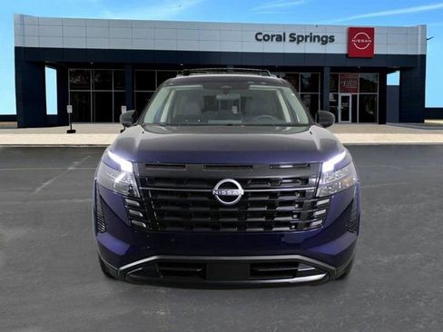 New 2026 Nissan Pathfinder SV image 8