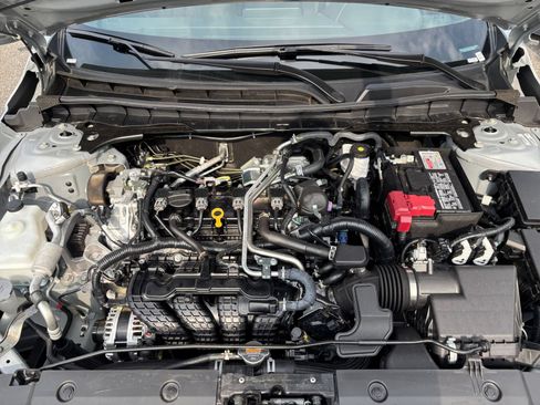 Used 2026 Nissan Altima 2.5 SV FWD image 32