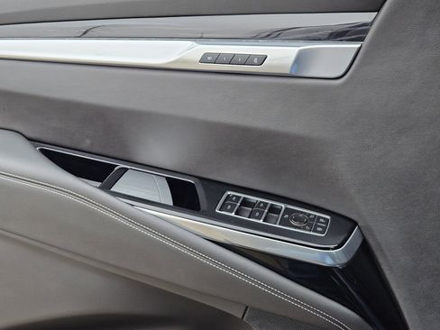 Certified 2025 Cadillac Escalade Sport w/ LPO, Floor Liner Package image 27