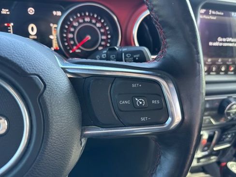 Used 2018 Jeep Wrangler Rubicon AWD/4WD image 15