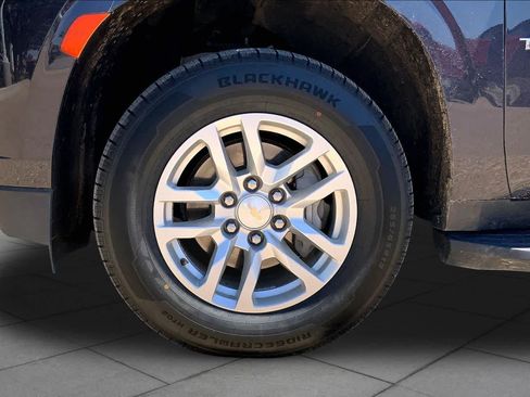 Used 2024 Chevrolet Tahoe LT AWD/4WD image 10