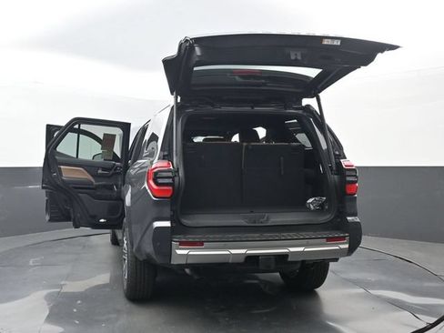 New 2026 Toyota 4Runner Limited AWD/4WD image 36