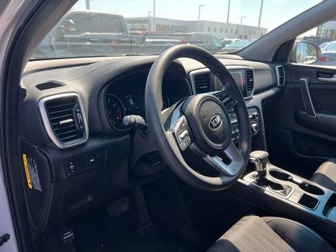 Used 2020 Kia Sportage LX FWD image 10