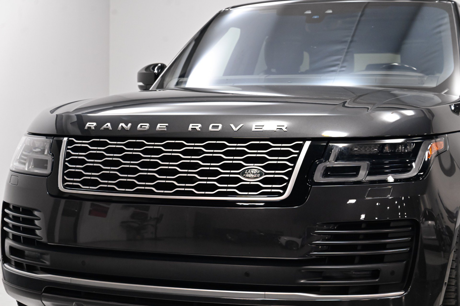 Used 2022 Land Rover Range Rover P525 Westminster Edition AWD/4WD image 41