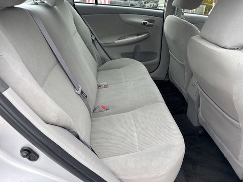 Used 2010 Toyota Corolla LE image 15