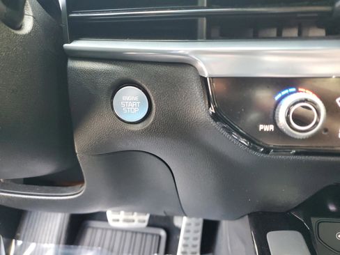 Certified 2024 Kia Sorento SX Prestige image 26