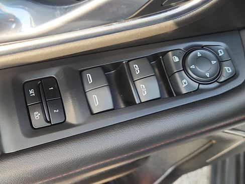 Used 2024 Chevrolet Suburban RST w/ Sport Performance Package AWD/4WD image 11