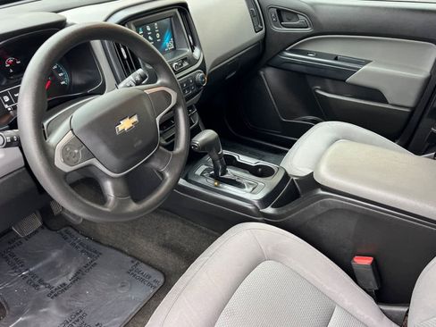 Used 2017 Chevrolet Colorado W/T w/ WT Convenience Package image 11