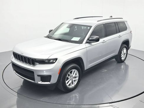 Used 2024 Jeep Grand Cherokee L Laredo RWD image 28
