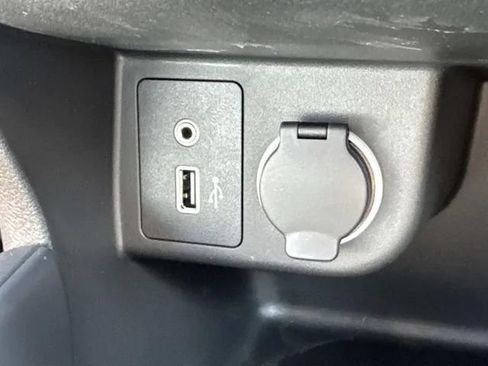 Used 2025 Nissan Kicks Play S FWD image 37
