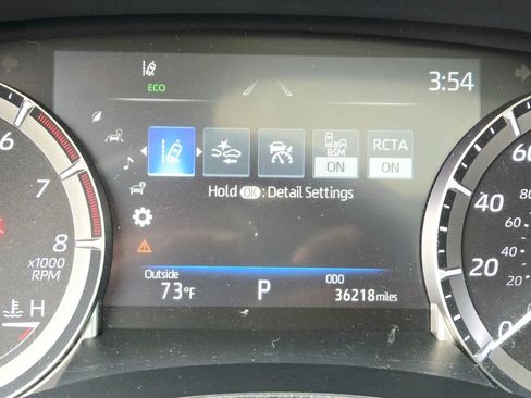 Used 2023 Toyota Highlander XLE image 14